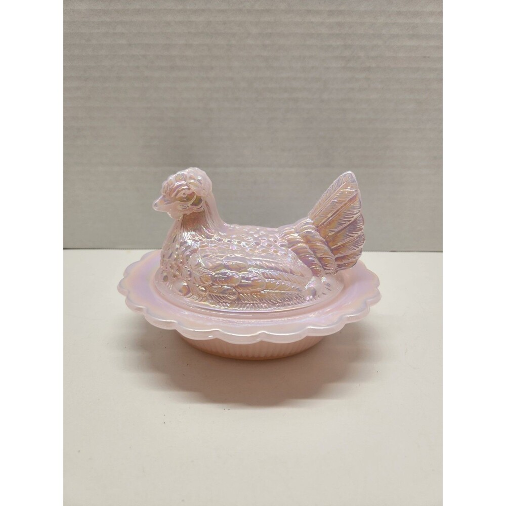 Mosser 6 1/2" Crown Tuscan Carnival Iridescent Hen On Nest Chicken On Nest